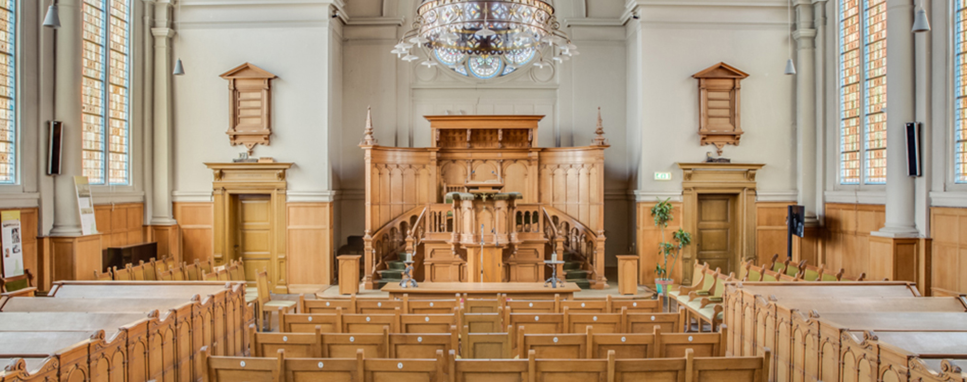 Model.HeaderVisualTitle