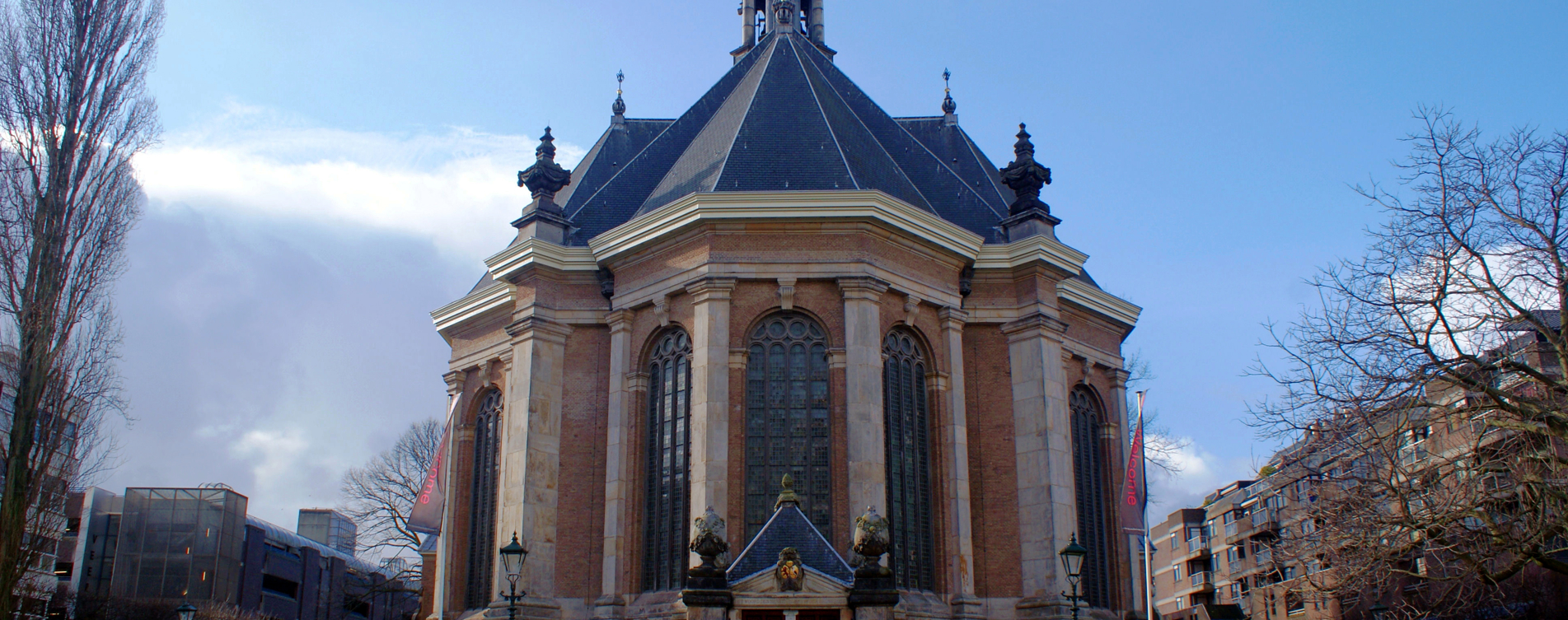 Model.HeaderVisualTitle