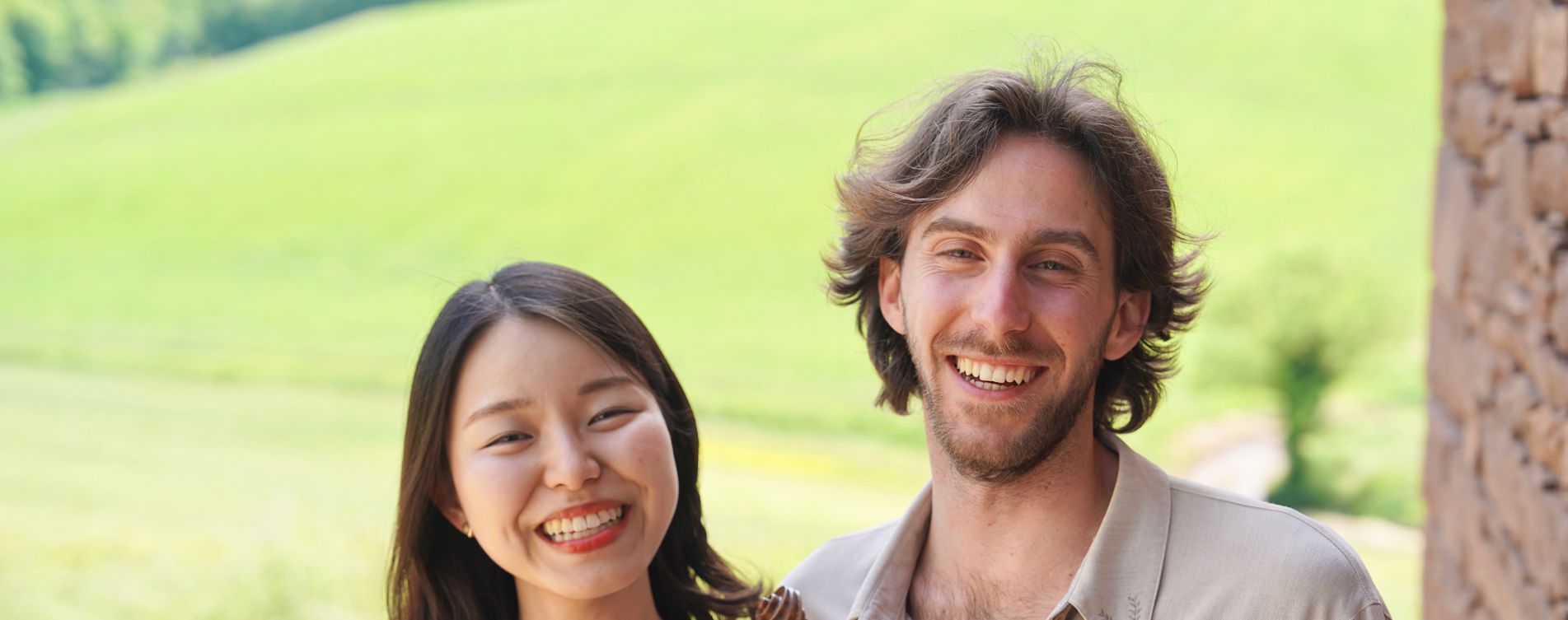 Model.HeaderVisualTitle