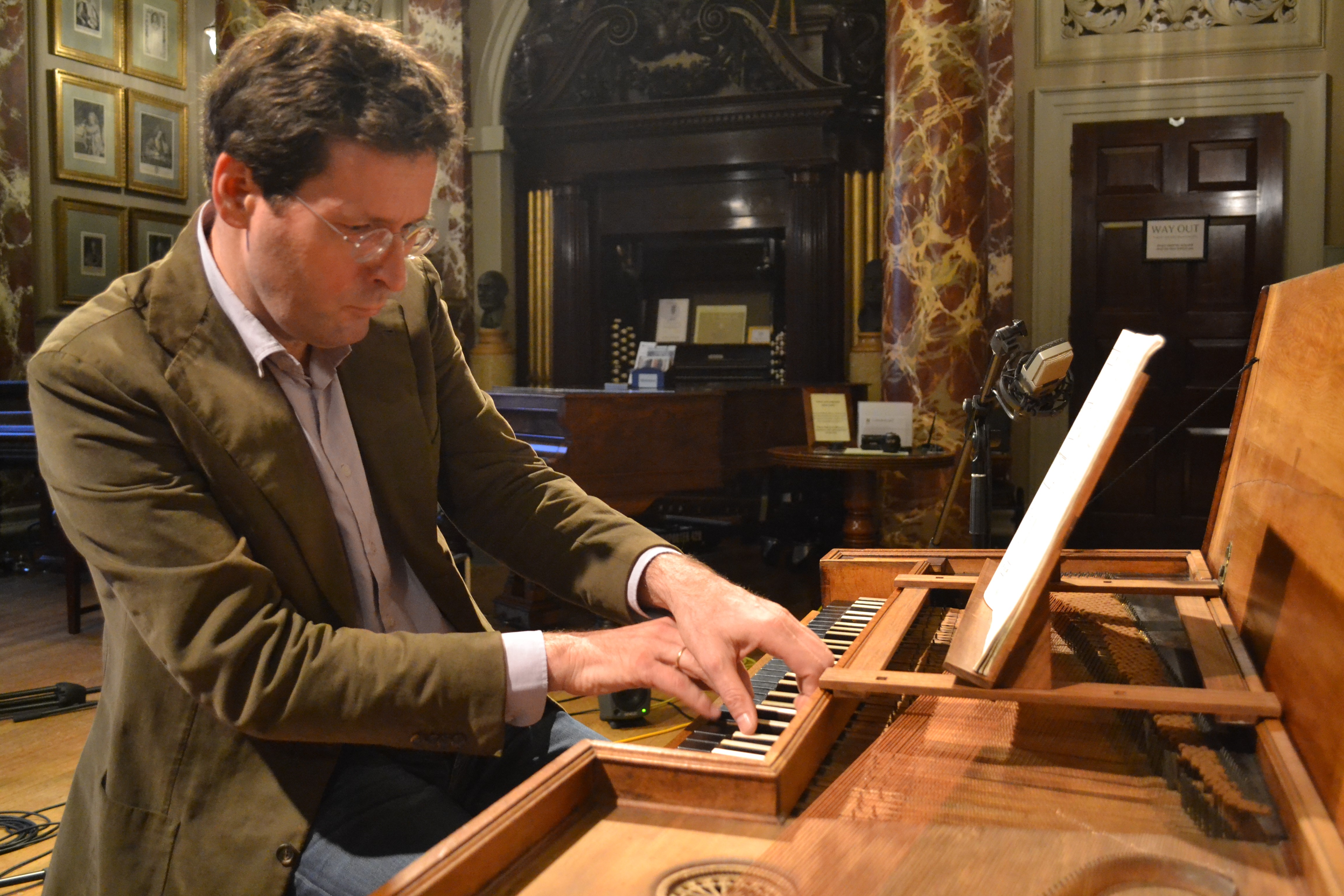 26 Aug 22.30 Menno Van Delft