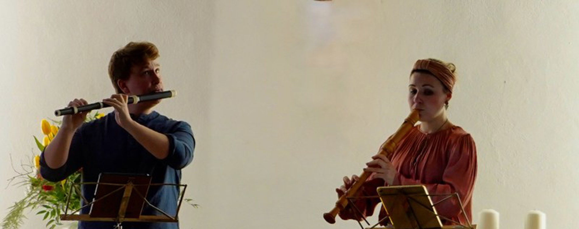 Model.HeaderVisualTitle