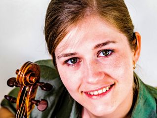 Fringe Natascha Pichler