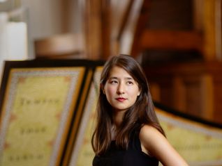 Fringe Apolline Khou