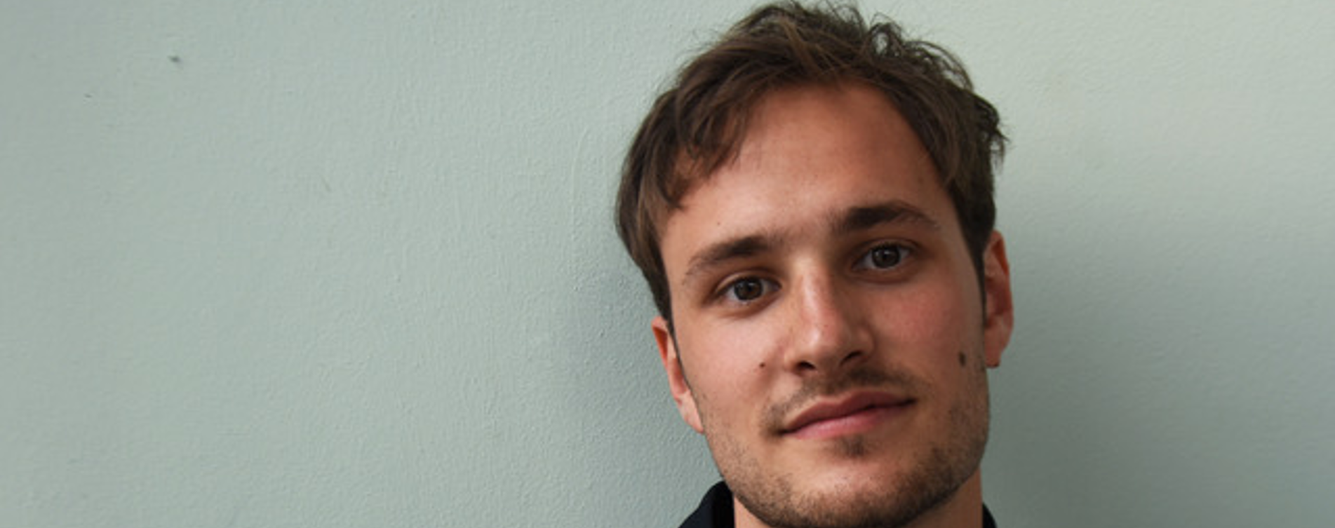 Model.HeaderVisualTitle